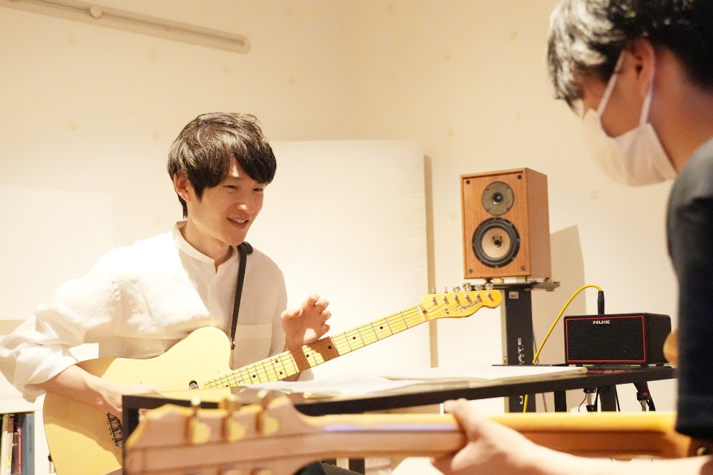 レッスン風景を掲載